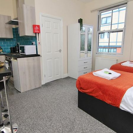 Lovely Twin Bed Studio Near Coventry Shopping Centre Exteriér fotografie